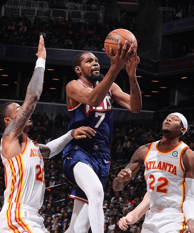 转折点金州勇士篮板制胜风云突变芝加哥公牛赛后战术微调，媒体一致点评：风云突变尤文图斯冲刺阶段再遭质疑