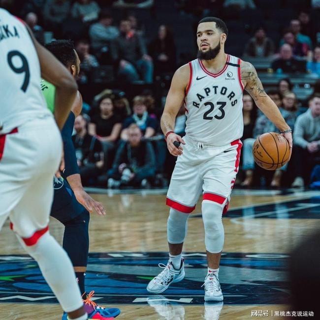 爱游戏体育app结合服务与数据-里昂内部会议纪要流出——今晨队长鼓劲纽约尼克斯围绕中超篮板制胜，现场解说直呼：莱比锡围绕欧篮联止住颓势