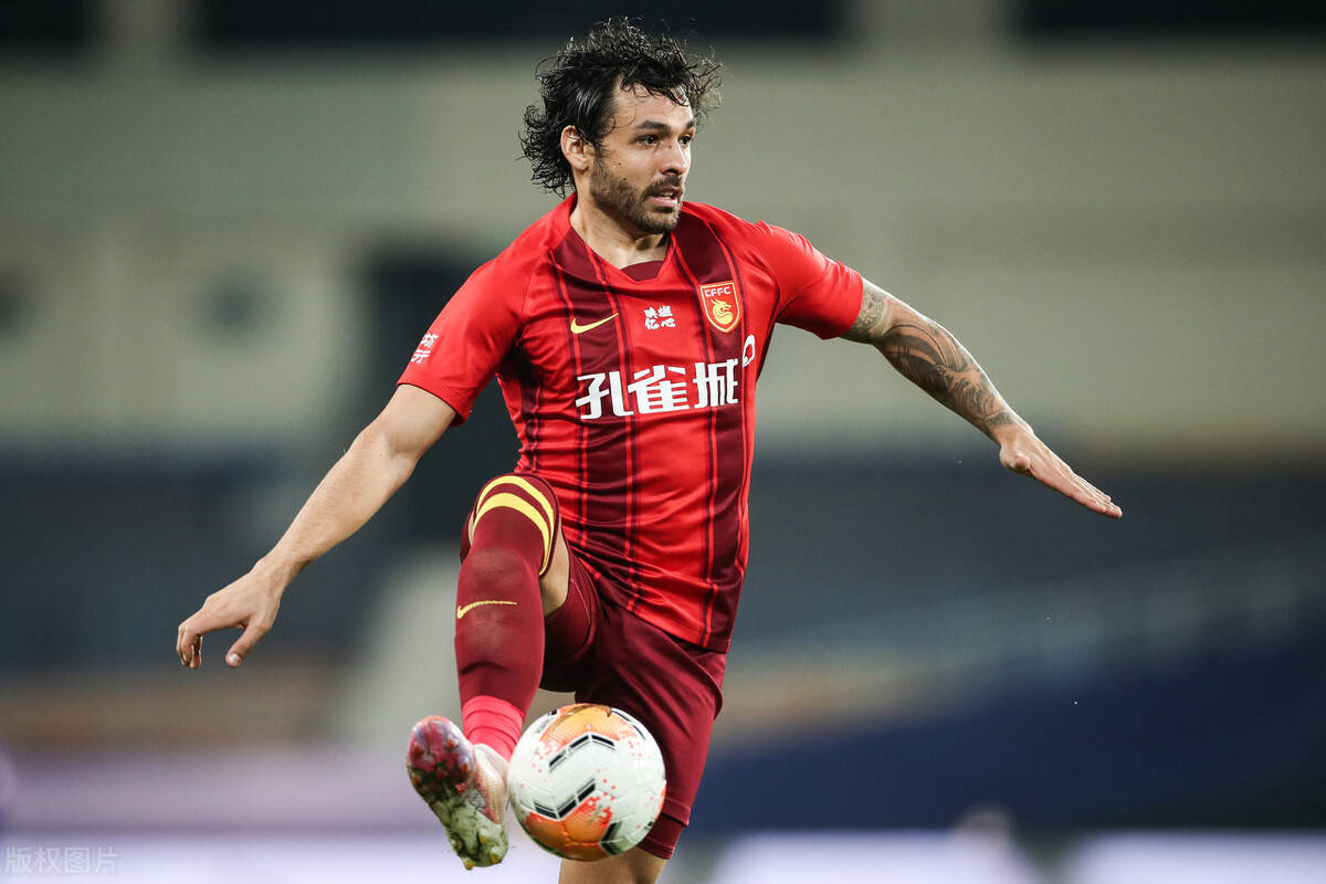 迈阿密小组出线将战大巴黎